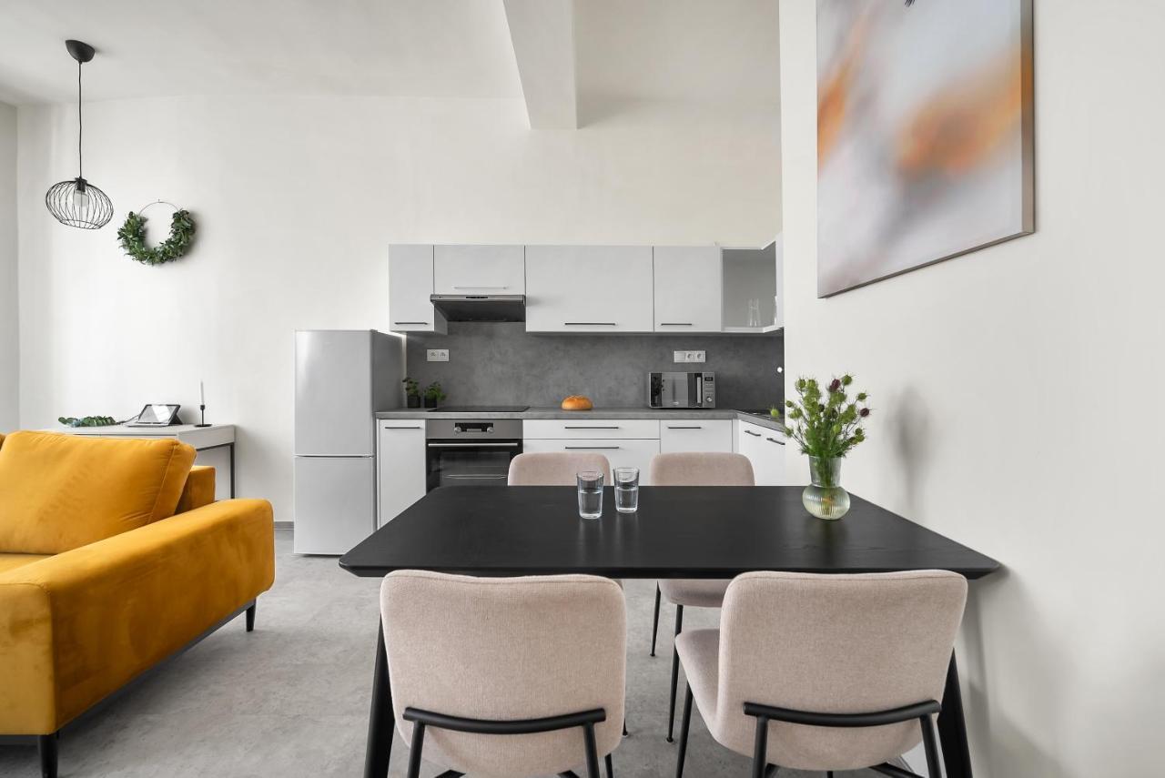 Enjoy Downtown Boutique Apartments #13 By Goodnite Cz Brno Exterior photo